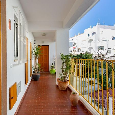 Typical T2 In Albufeira W/ Balcony By Lovelystay Eksteriør bilde