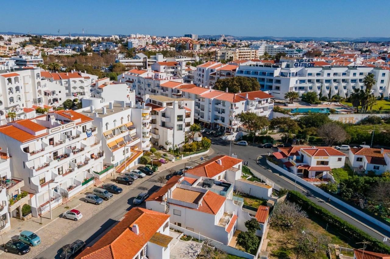 Typical T2 In Albufeira W/ Balcony By Lovelystay Eksteriør bilde