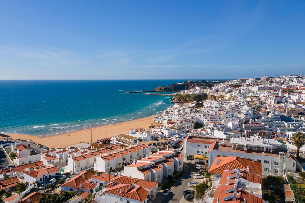 Typical T2 In Albufeira W/ Balcony By Lovelystay Eksteriør bilde